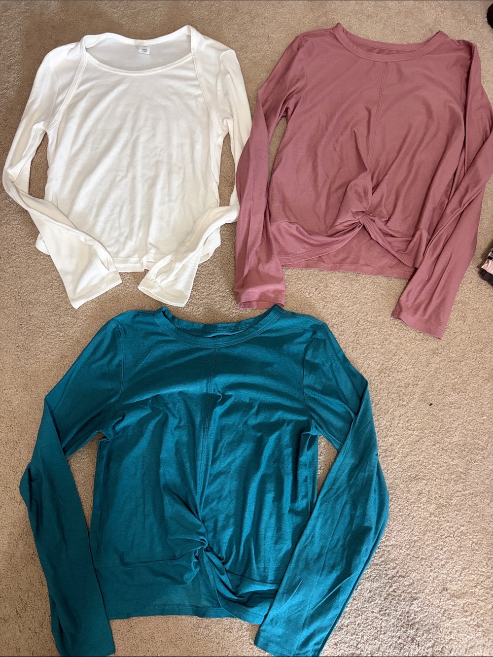 Old Navy Active Girls size 10-12 Long Sleeve Tees — White, Mauve, Teal